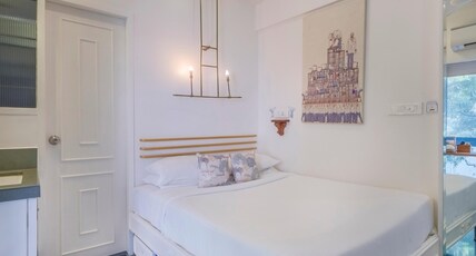 Hotel Kemps Corner Room Type - Executive Room