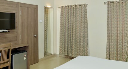 Taj Mahal Hotel Abids Room Type - Superior Deluxe
