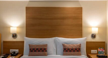 Sterling Puri Room Type - Garden View Classic Room