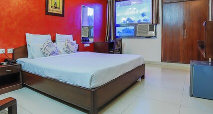 Hotel Safari Room Type - Gold Room