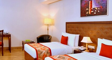 Taurus Sarovar Portico Room Type - Standard Twin Bed