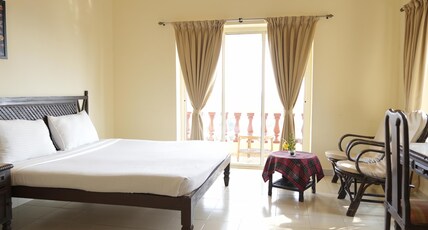 Indismart Woodbourne Resort Room Type - Deluxe Room Indismart Woodbourne Resort Room Type - Deluxe Room