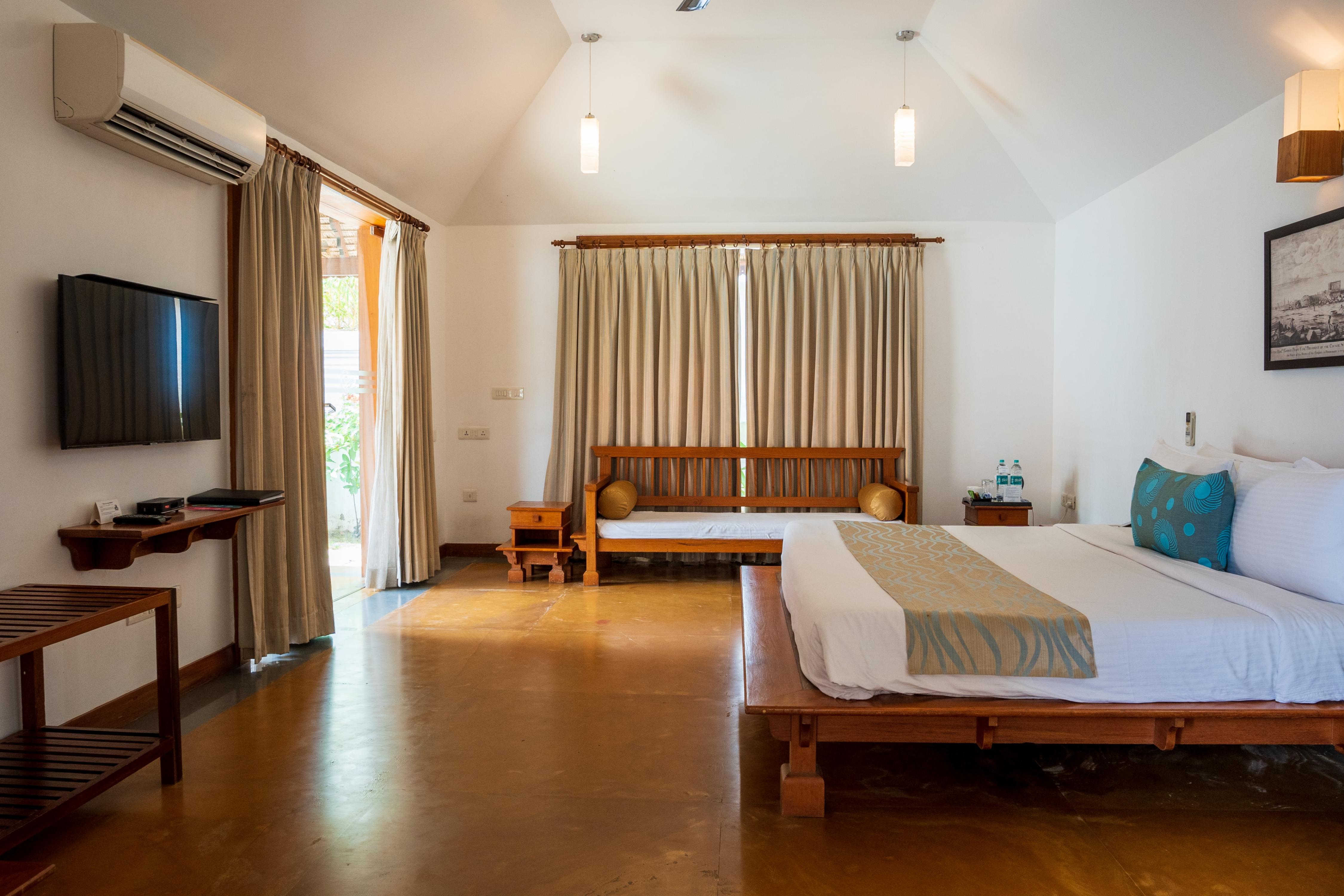 Le Pondy Beach and Lake Resort - Tap to explore photos