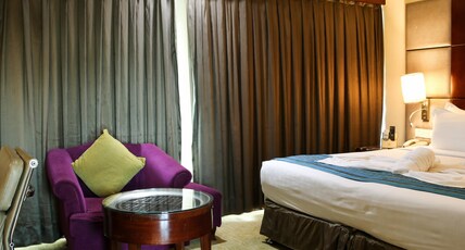 Skycity Hotel Room Type - Deluxe Room