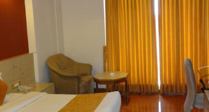 Hotel Amer Greens Room Type - Premium Executive Room
