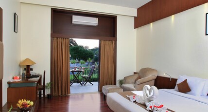Silent Shores Resort & Spa Room Type - Standard Deluxe with balcony