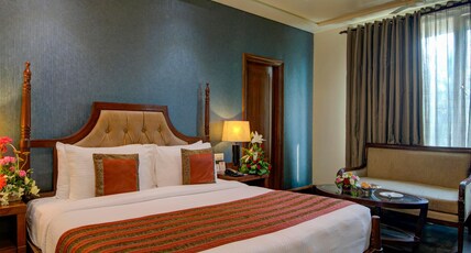Godwin Candolim, Goa Room Type - Executive Premier with Bathtub
