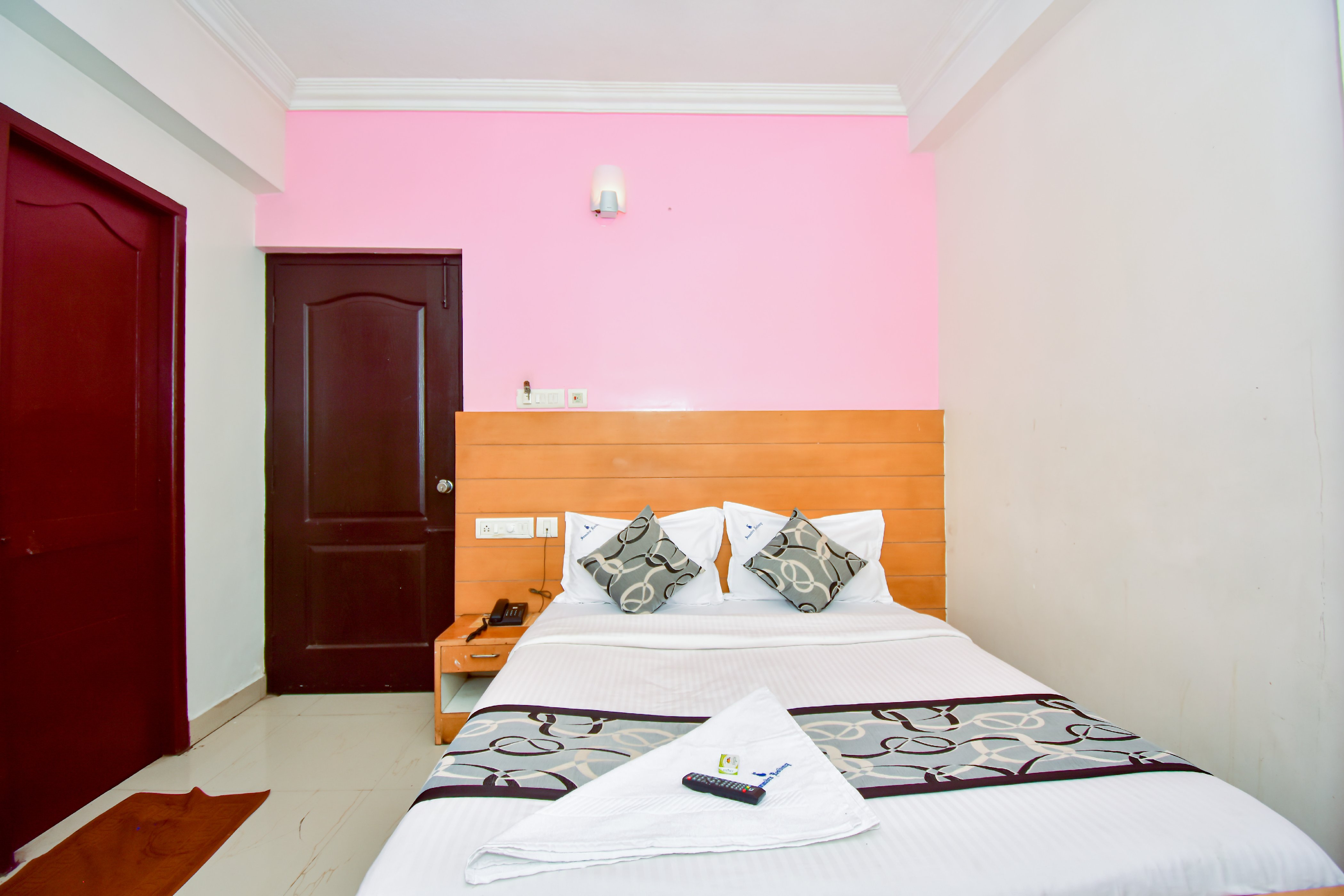 Samudra Residency - Tap to explore photos