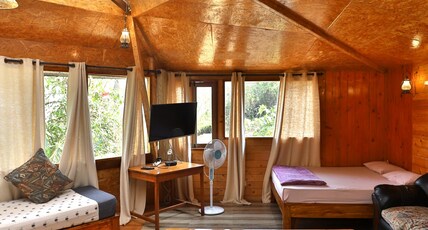 De Rock Jungle Living Coonoor | Rooms & Wi-Fi Room Type - Valley View De Rock Jungle Living Coonoor | Rooms & Wi-Fi Room Type - Valley View
