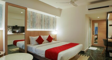Holiday Inn Express & Suites Vijayawada by IHG Room Type - 1 Bedroom Suite Dining Kitchen Holiday Inn Express & Suites Vijayawada by IHG Room Type - 1 Bedroom Suite Dining Kitchen