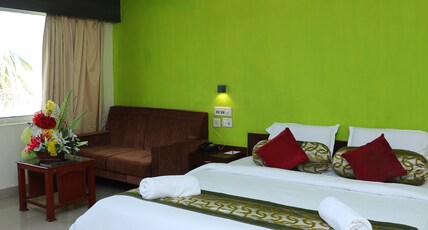 Hotel River Bay Room Type - Riverfront Deluxe