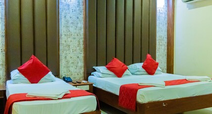 Hotel Chitra Park Room Type - Royal Suite