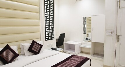 Hotel Sita International near New Delhi Railway Station Room Type - Deluxe Room Hotel Sita International near New Delhi Railway Station Room Type - Deluxe Room