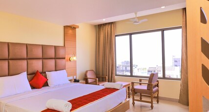 Hotel Sangam Room Type - Deluxe Double Room AC