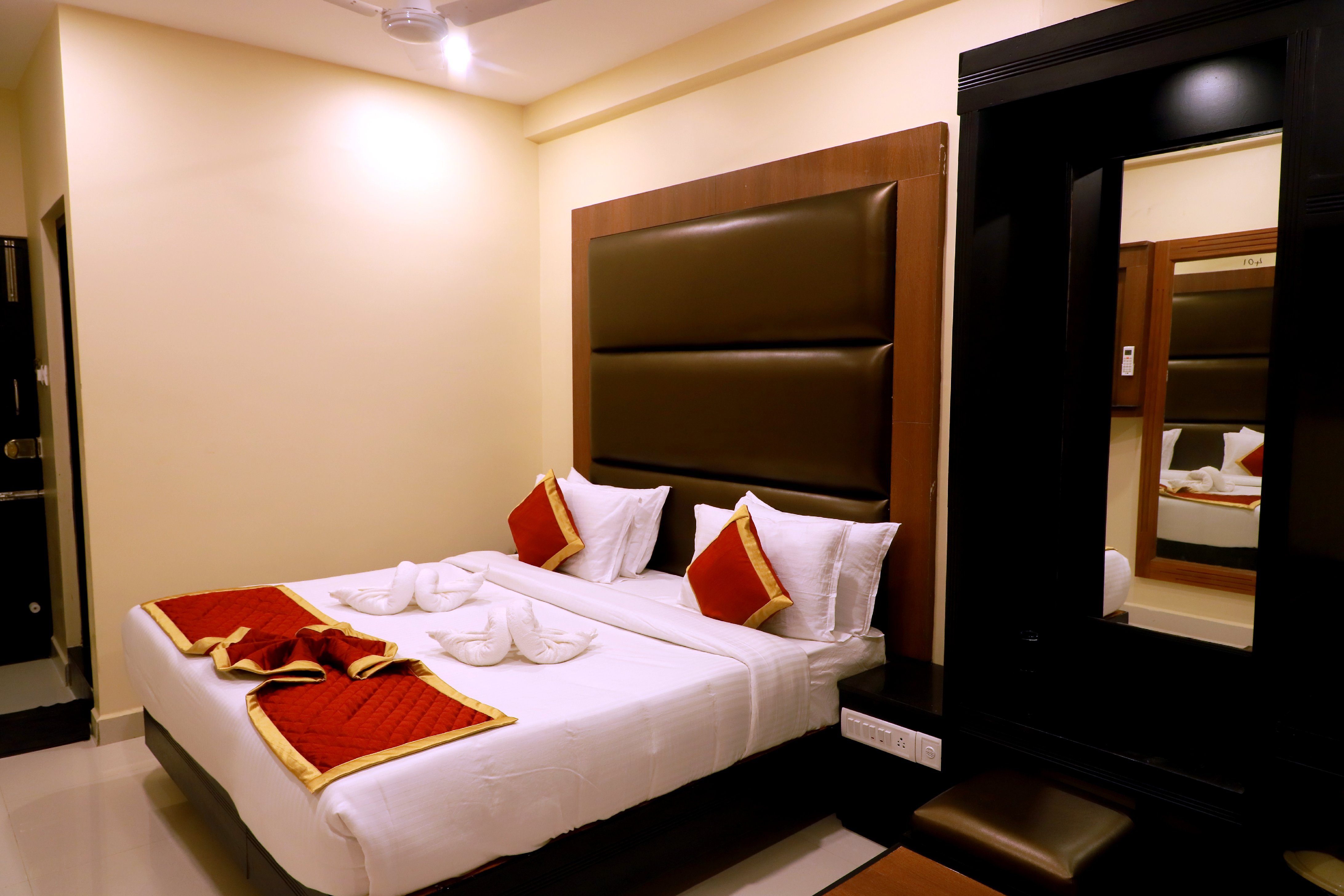 Hotel Samudra Room Type - Standard AC Room