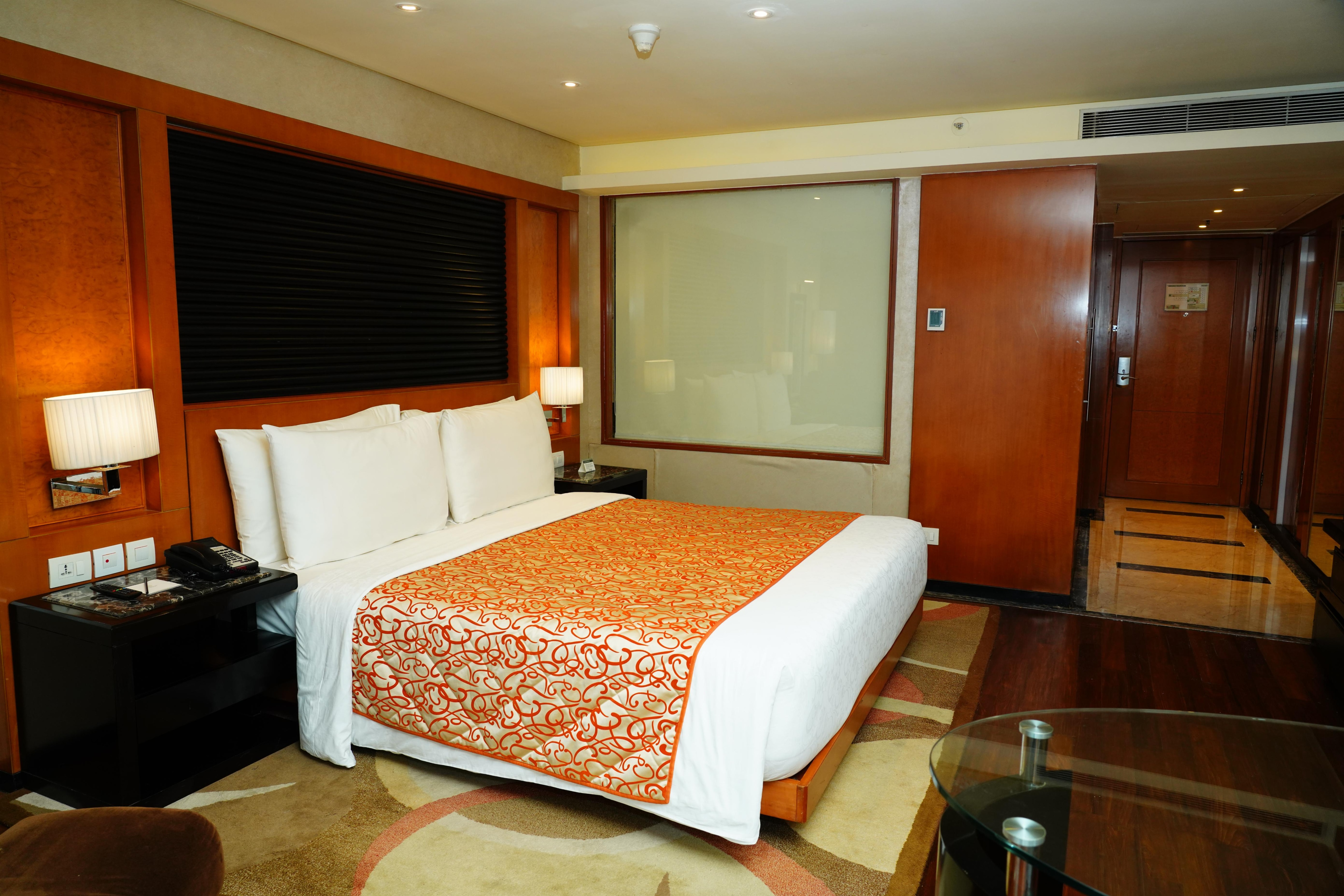 Gokulam Grand Hotel & Spa - Tap to explore photos