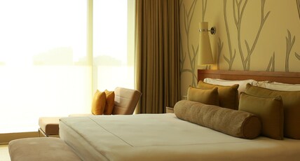 Taj Yeshwantpur, Bengaluru Room Type - Luxury Suite Pool View King Bed with bathtub
