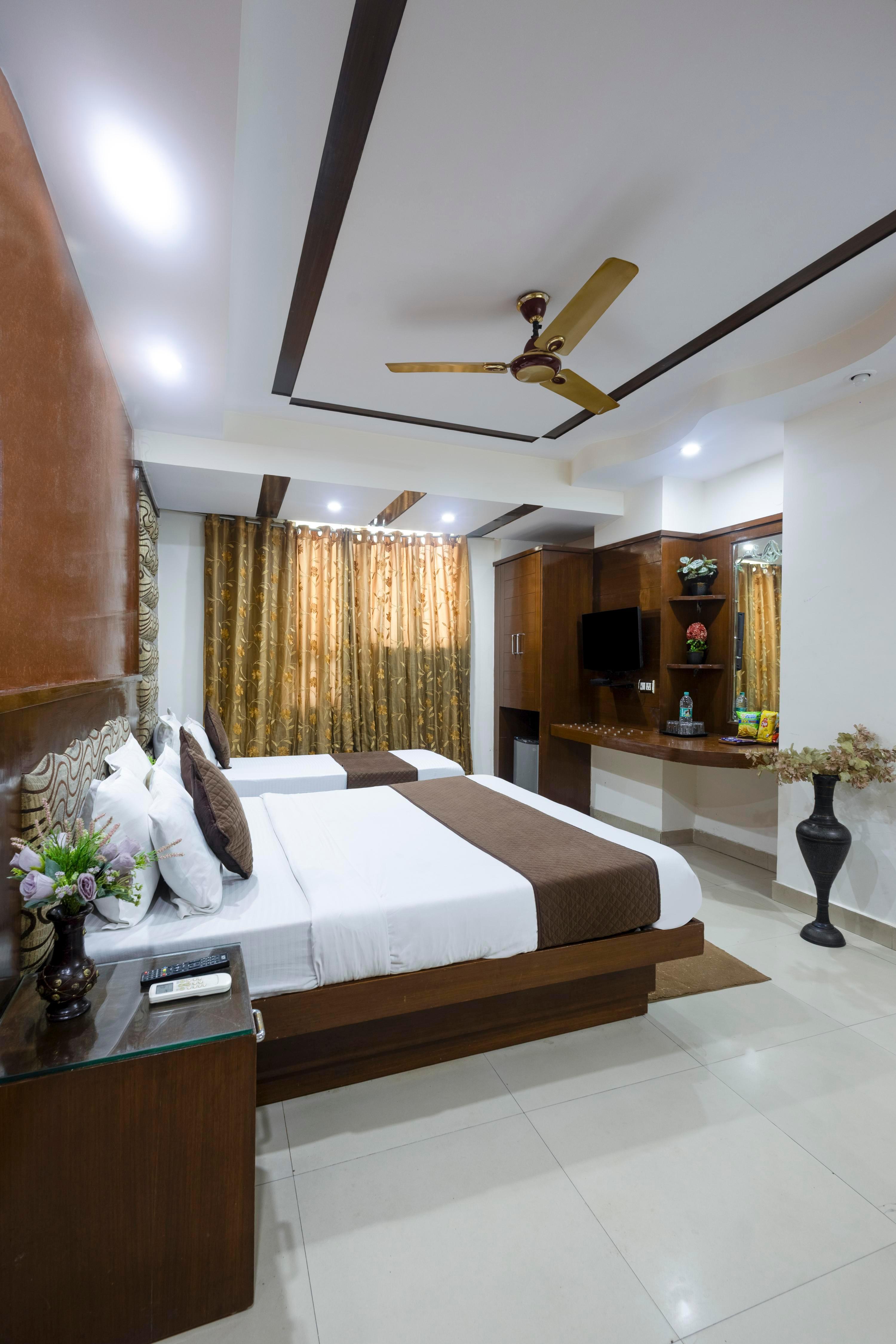 Hotel Shivdev, near New Delhi Railway Station & City Centre - Tap to explore photos