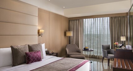 Jaypee Siddharth Hotel Room Type - Executive Room with One Way Airport Transfers
