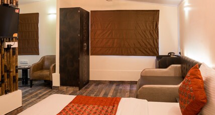 Comfort Inn Silver Arch Hotel Mussoorie Room Type - Bamboo Loddge