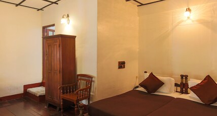 Rossitta Wood Castle Room Type - Deluxe Room Rossitta Wood Castle Room Type - Deluxe Room