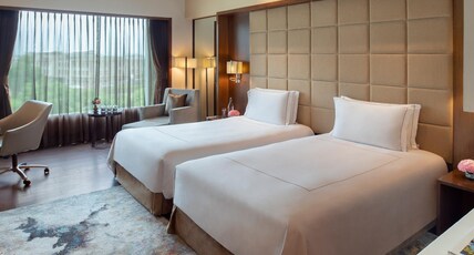 Taj Agra Room Type - TAJ Club Room City View Twin Bed with Club Amenities and Cocktail Hours