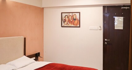 Hotel Basera Room Type - Deluxe AC Room