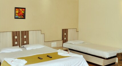 HOTEL SAI SURAJ PALACE Room Type - TRIPLE BED NON A/C