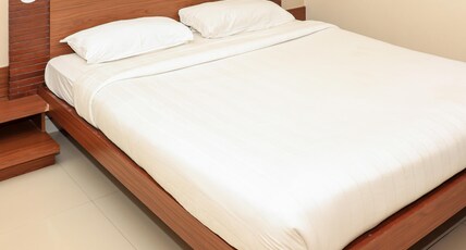 Sai Palace Budget Hotel Room Type - Deluxe Non-A.C
