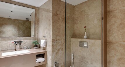 Quality Inn Regency Room Type - Deluxe Room