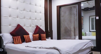 Hotel Vijan Palace Room Type - Luxury Double Bed Room Hotel Vijan Palace Room Type - Luxury Double Bed Room