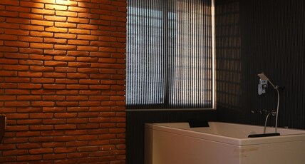 Hotel Sonchiraiya Room Type - JACUZZI SUITES