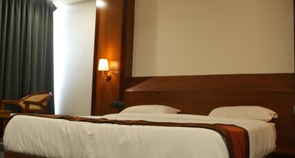 Hotel Sonchiraiya Room Type - FAMILY ROOM