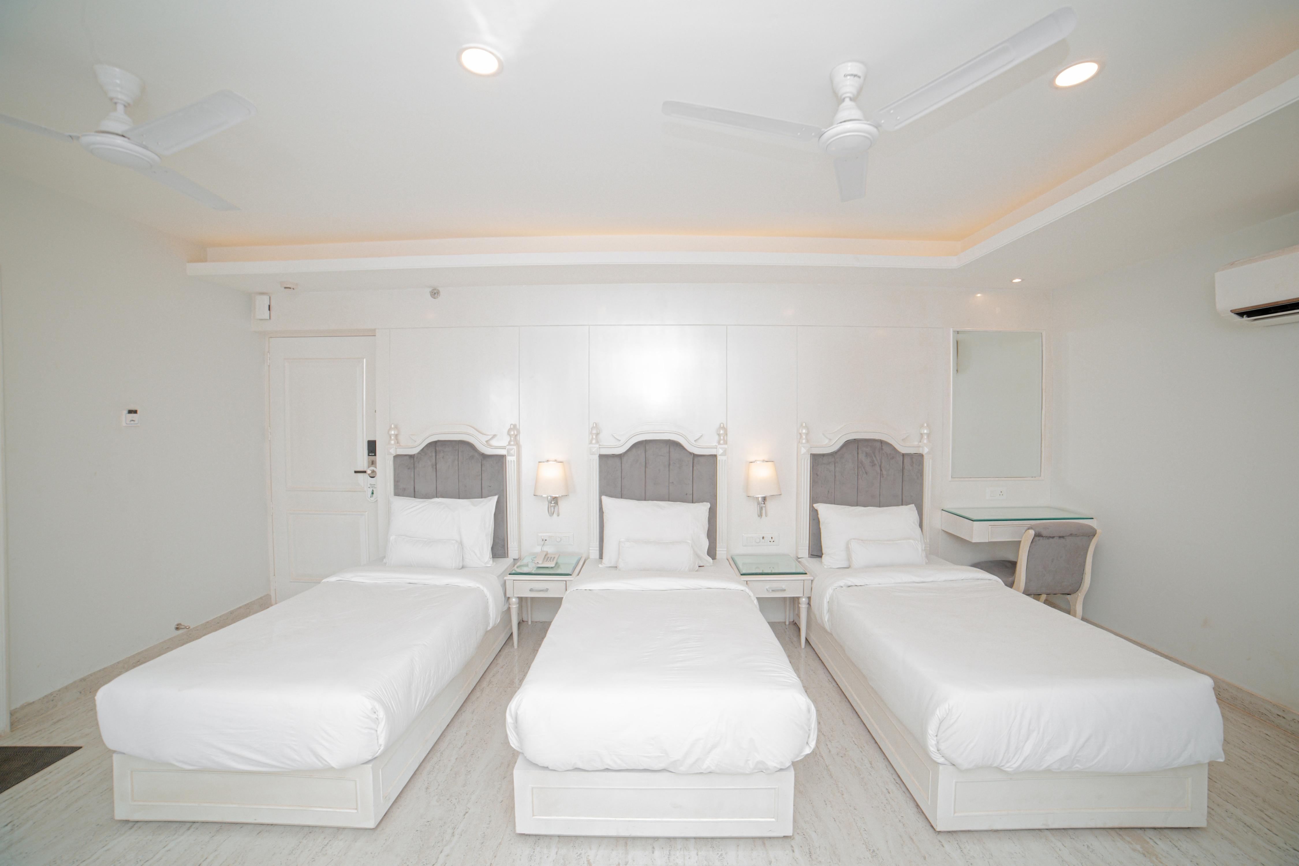 PEARL COURTYARD - Tap to explore photos