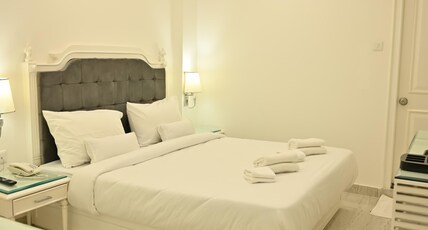 PEARL COURTYARD Room Type - STANDARD DOUBLE BED