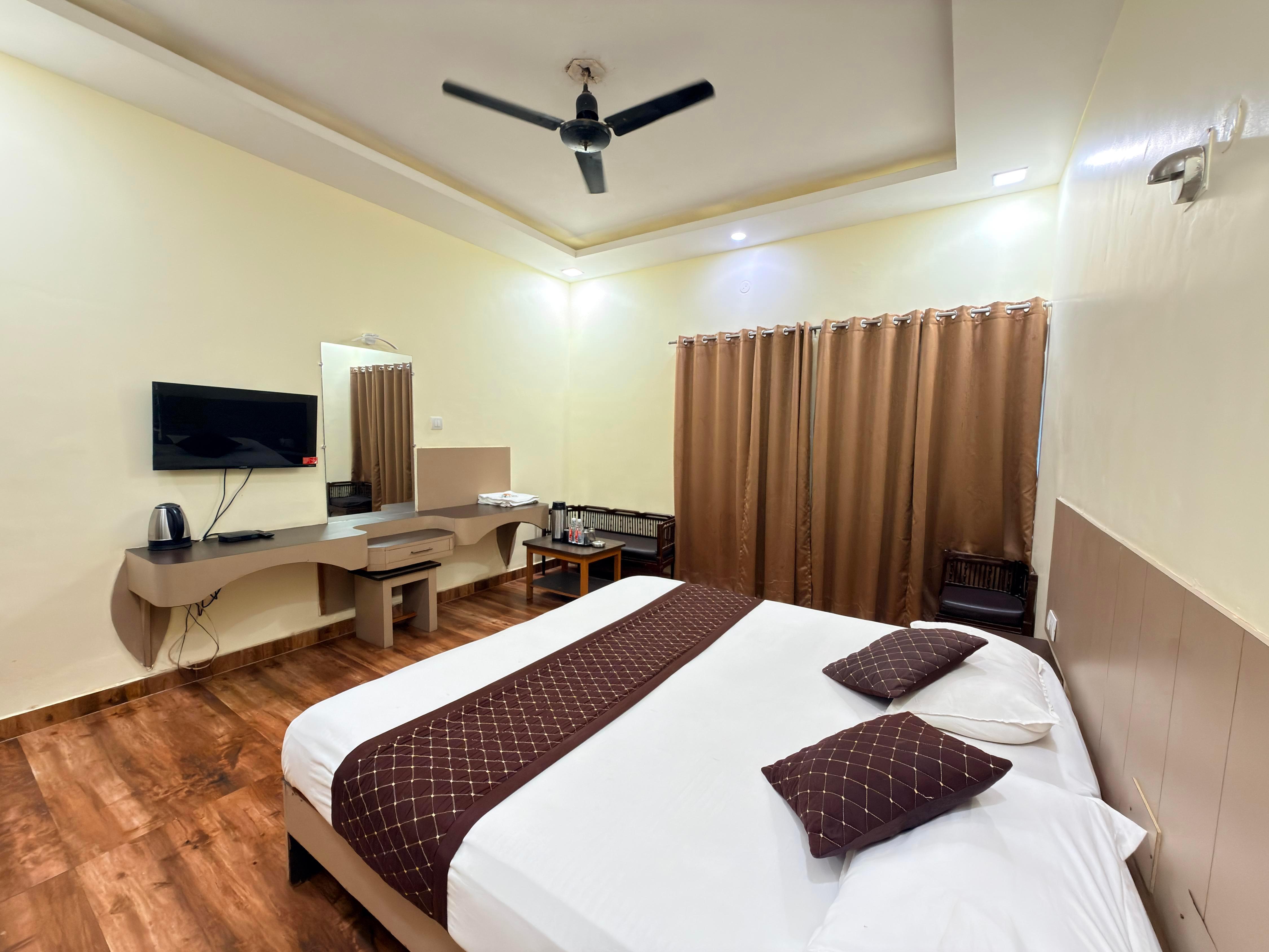 Hotel Padmini International - Tap to explore photos