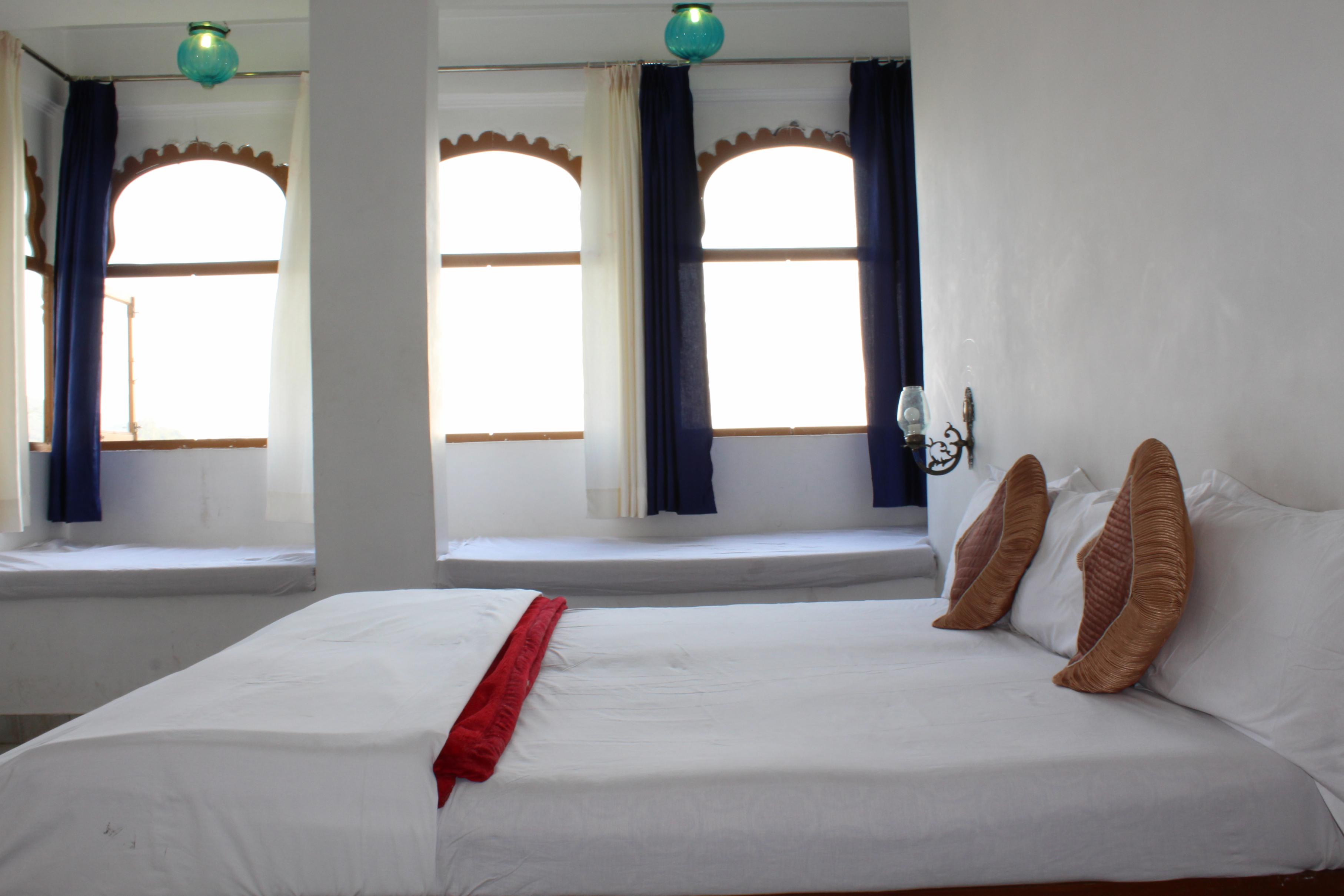 The Lake Haveli Room Type - Super Deluxe Lake View With Bathtub