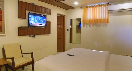Hotel Mamta Palace - 500 Meters from Nakki Lake Mount Abu Room Type - Deluxe Non AC Room Hotel Mamta Palace - 500 Meters from Nakki Lake Mount Abu Room Type - Deluxe Non AC Room