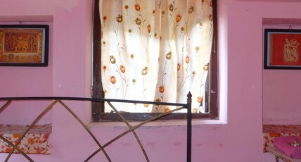 Amar Niwas Room Type - Double Bed Shared Bathroom