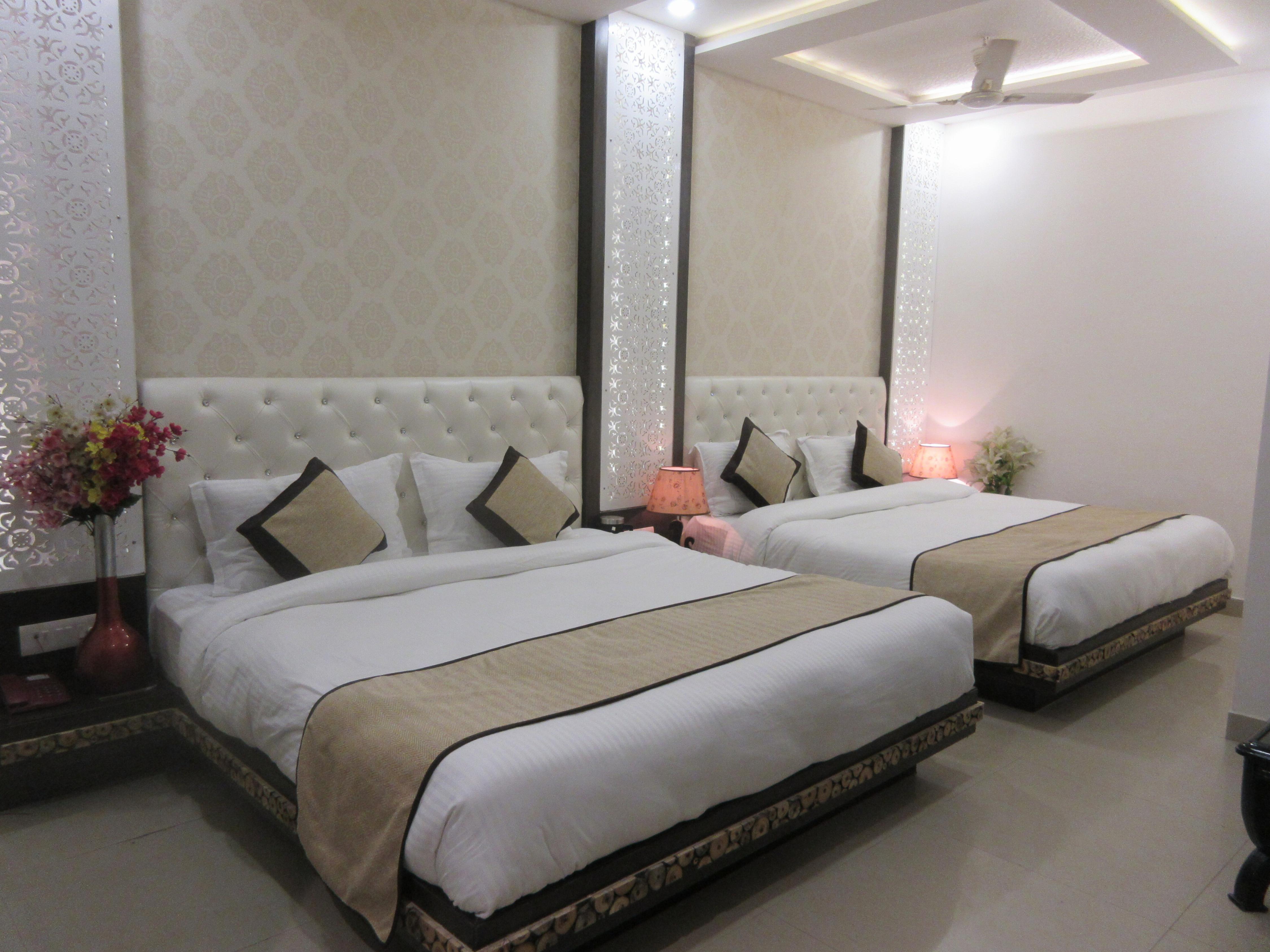 Hotel Riya Palace - Idgah Railway Station Agra - Tap to explore photos