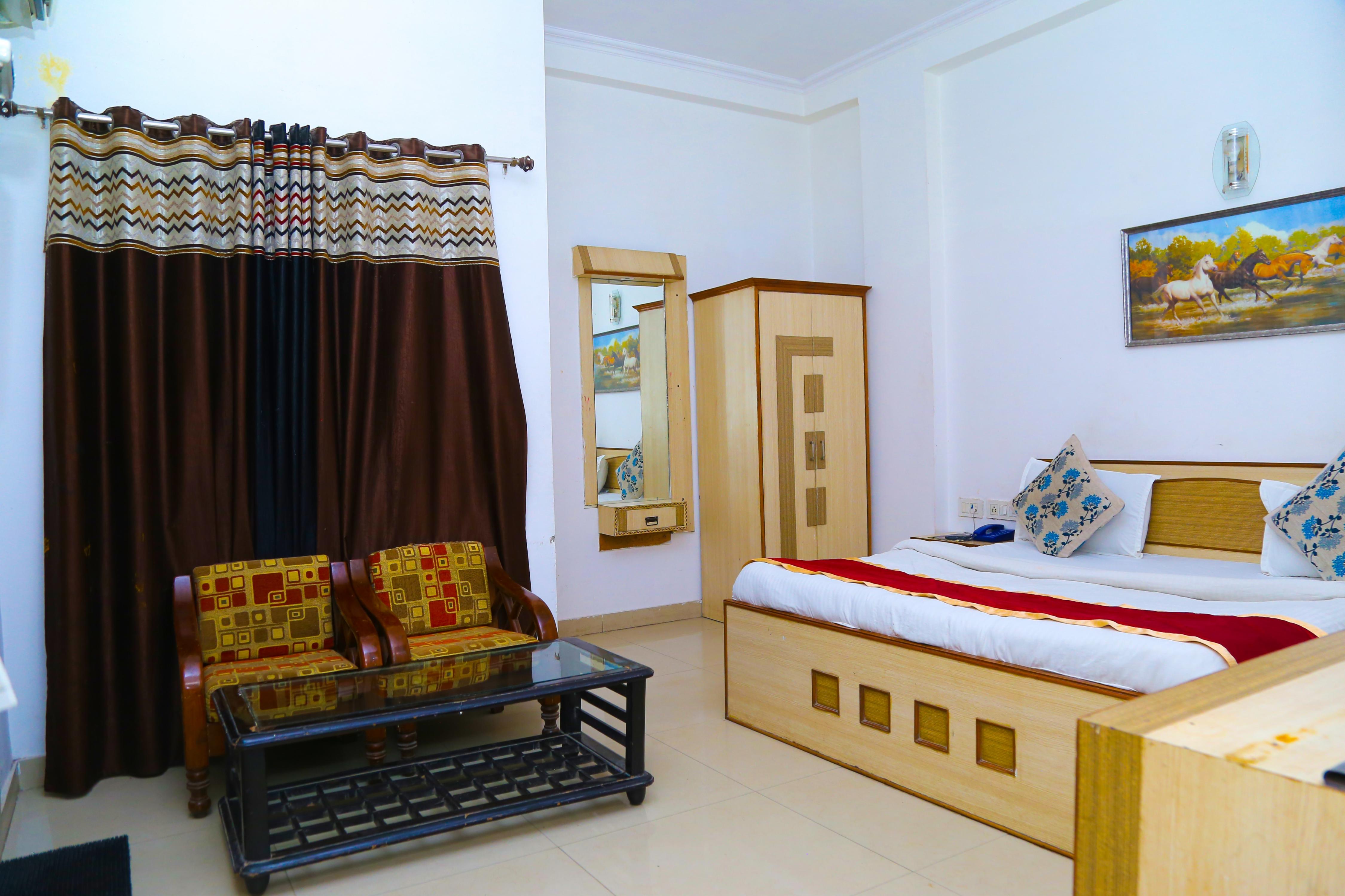 Hotel Riya Palace - Idgah Railway Station Agra Room Type - Executive Room