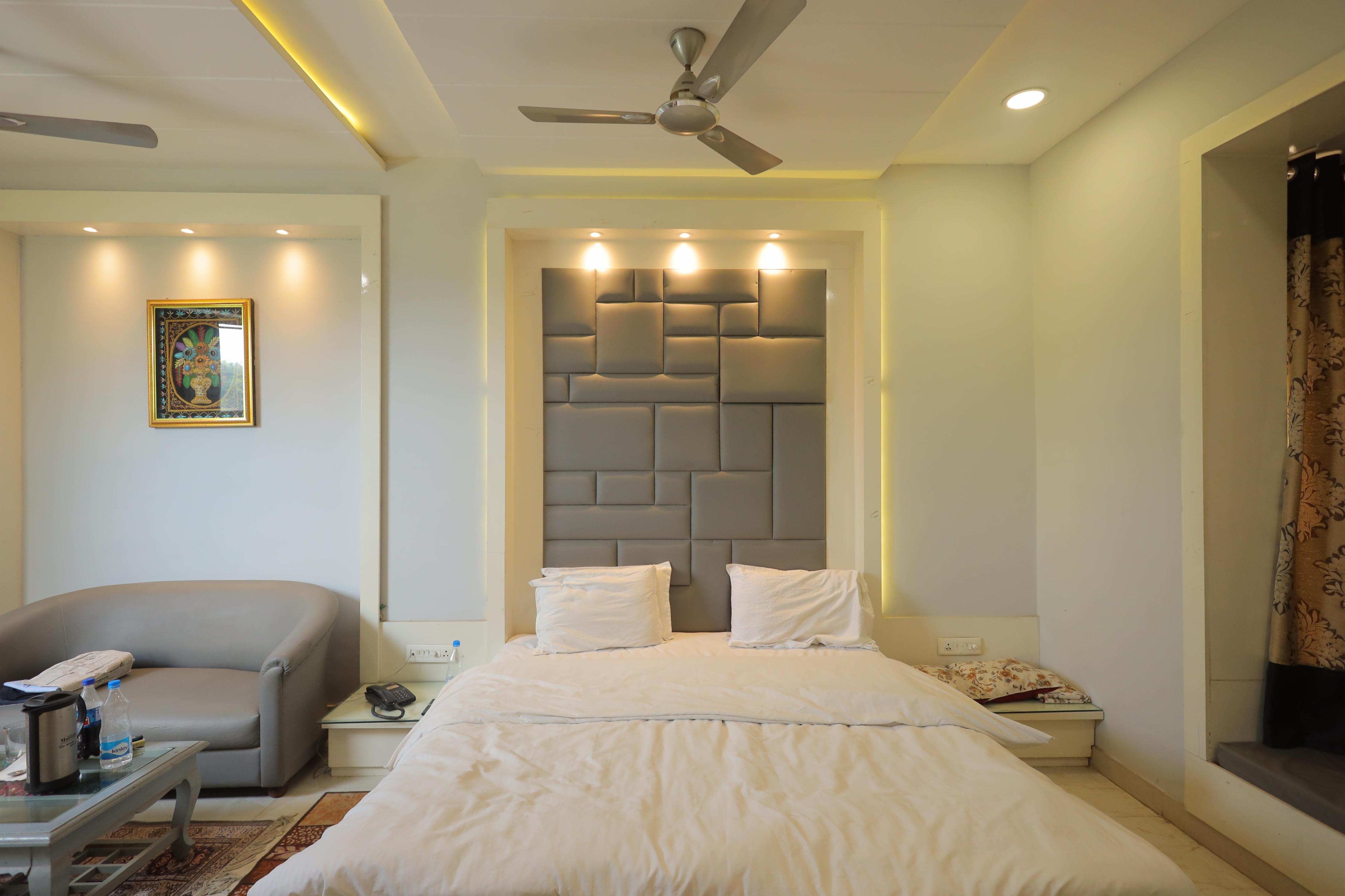 Hotel Vikram Palace Room Type - Excutive Room
