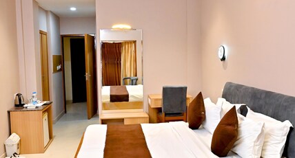 Hong Kong Inn Room Type - Luxury Supreme Room