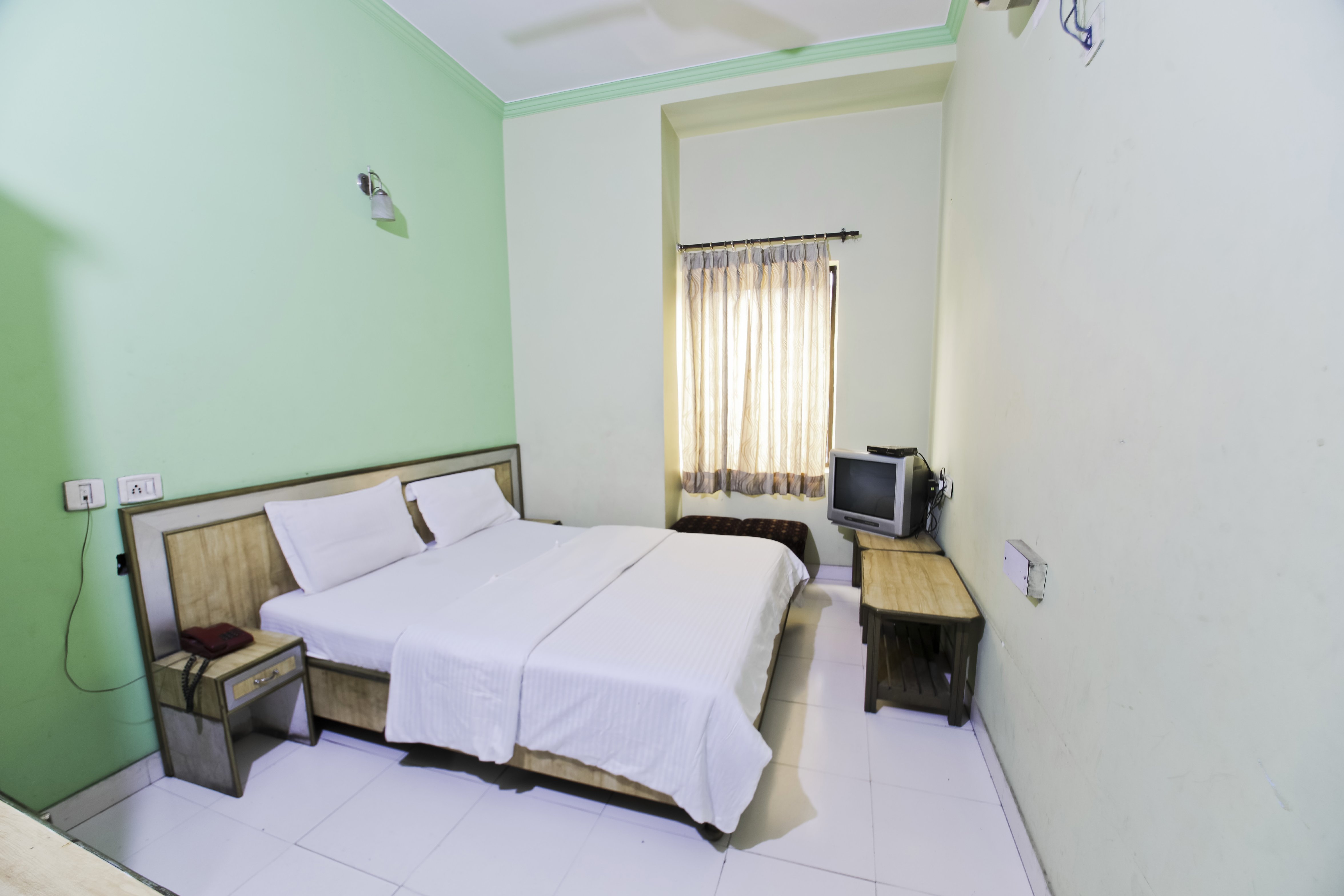 Hotel Aaditya Heights - Tap to explore photos