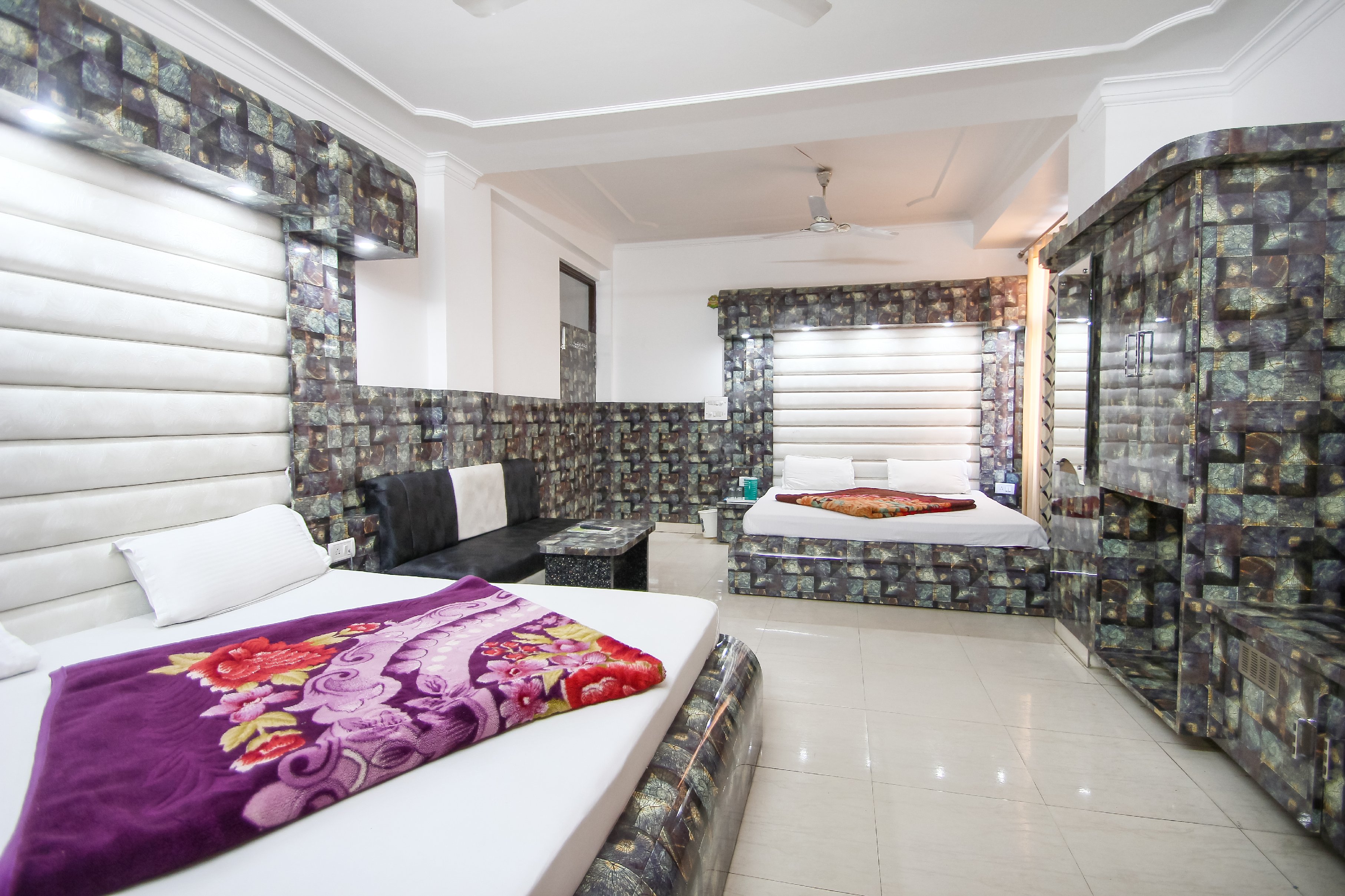 Hotel Parkash Room Type - Four Bed AC