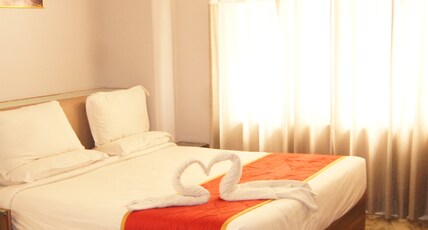 Hotel Siroy Lily Room Type - Deluxe ac Room Hotel Siroy Lily Room Type - Deluxe ac Room