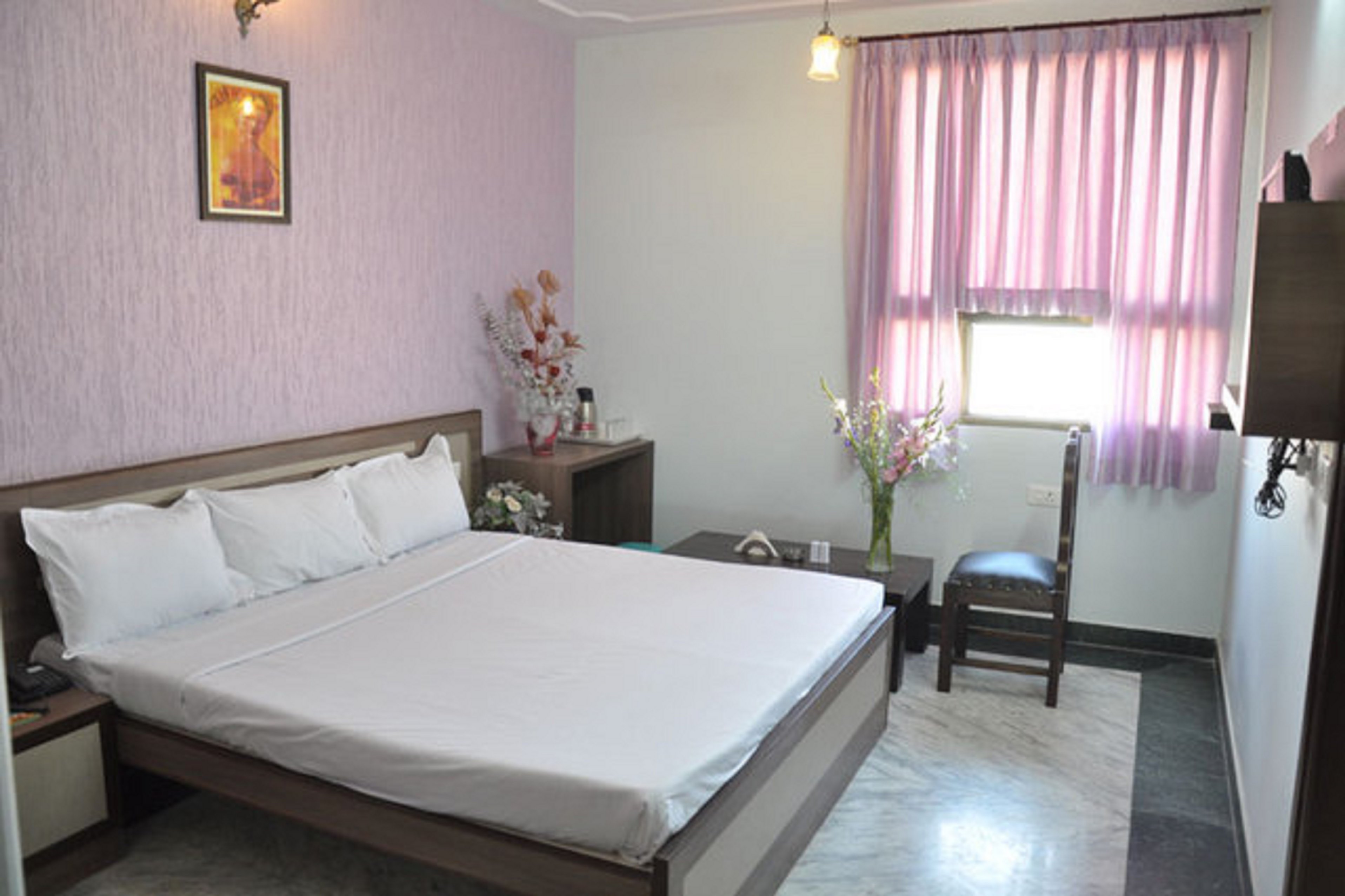 Hotel Siddharth Residency - Tap to explore photos