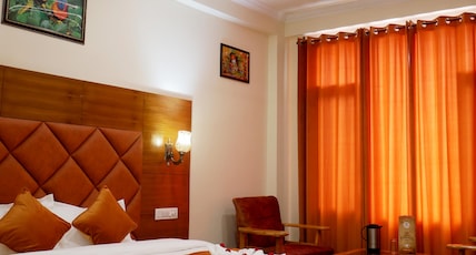 New Ambika International Mall Road Hotel Room Type - Super Deluxe Room New Ambika International Mall Road Hotel Room Type - Super Deluxe Room