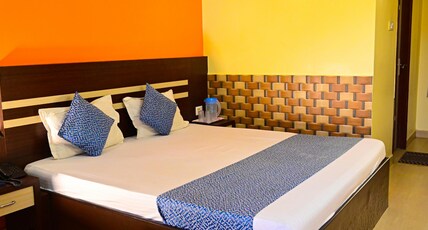 Aqua Marina Drive Inn Room Type - Aqua Deluxe AC Room(Ground Floor, No Sea View) Aqua Marina Drive Inn Room Type - Aqua Deluxe AC Room(Ground Floor, No Sea View)