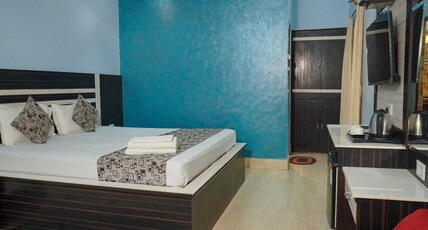Aqua Marina Drive Inn Room Type - Aqua Cottage Royal AC  ( Sea View )